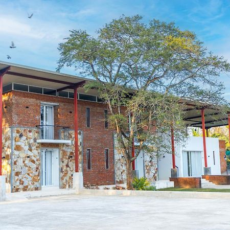 Hungili Farm & Eco Resort Maho Экстерьер фото